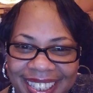 Meet your Posher, Renae